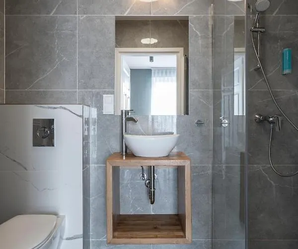 W Starym Porcie 度假居 库瑞尼卡慕斯卡