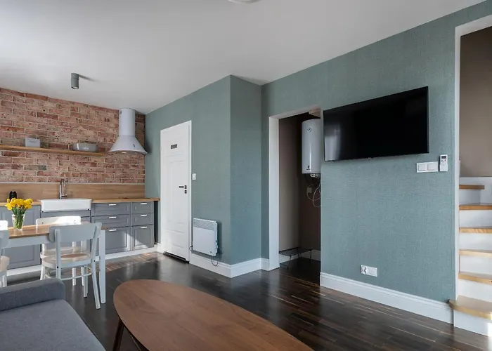 W Starym Porcie * 库瑞尼卡慕斯卡